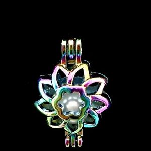 Pearl cage necklaces